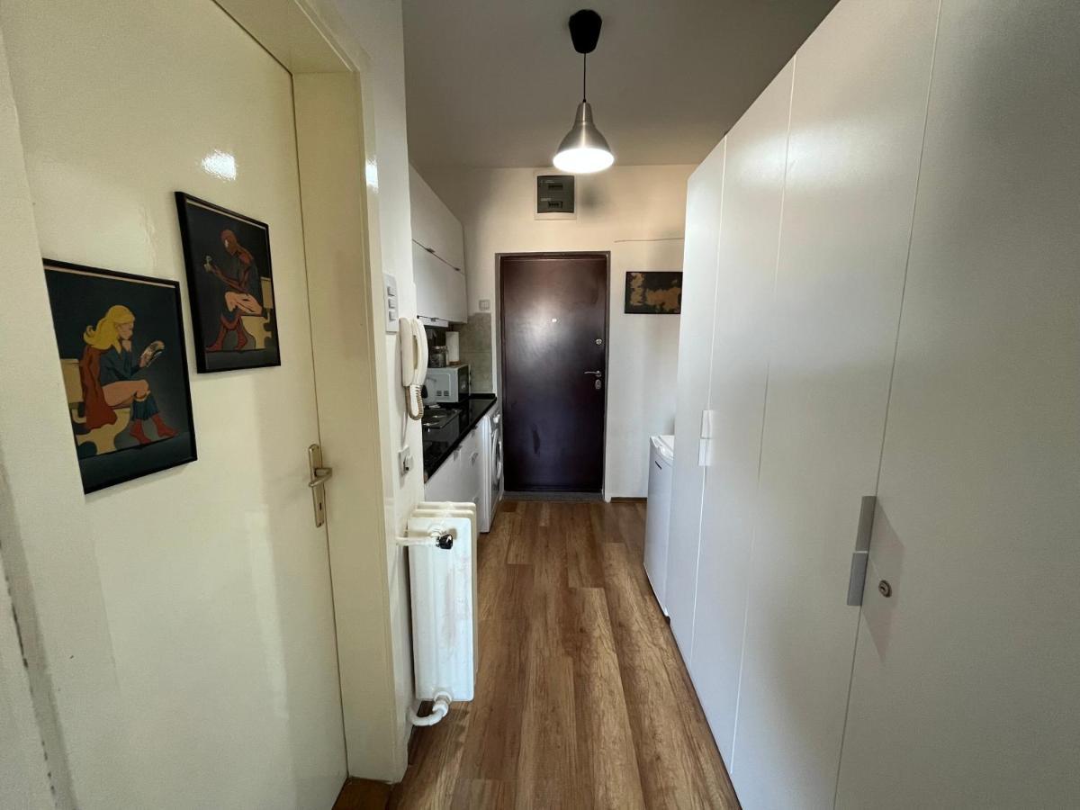 Mickitos City Center Apartment Skopje Exterior foto
